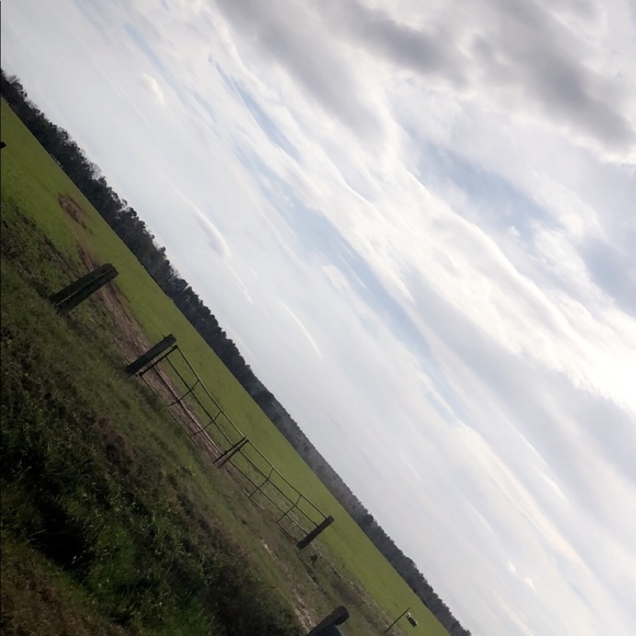 Meet your Posher, Jillian - Picture 1 of 1